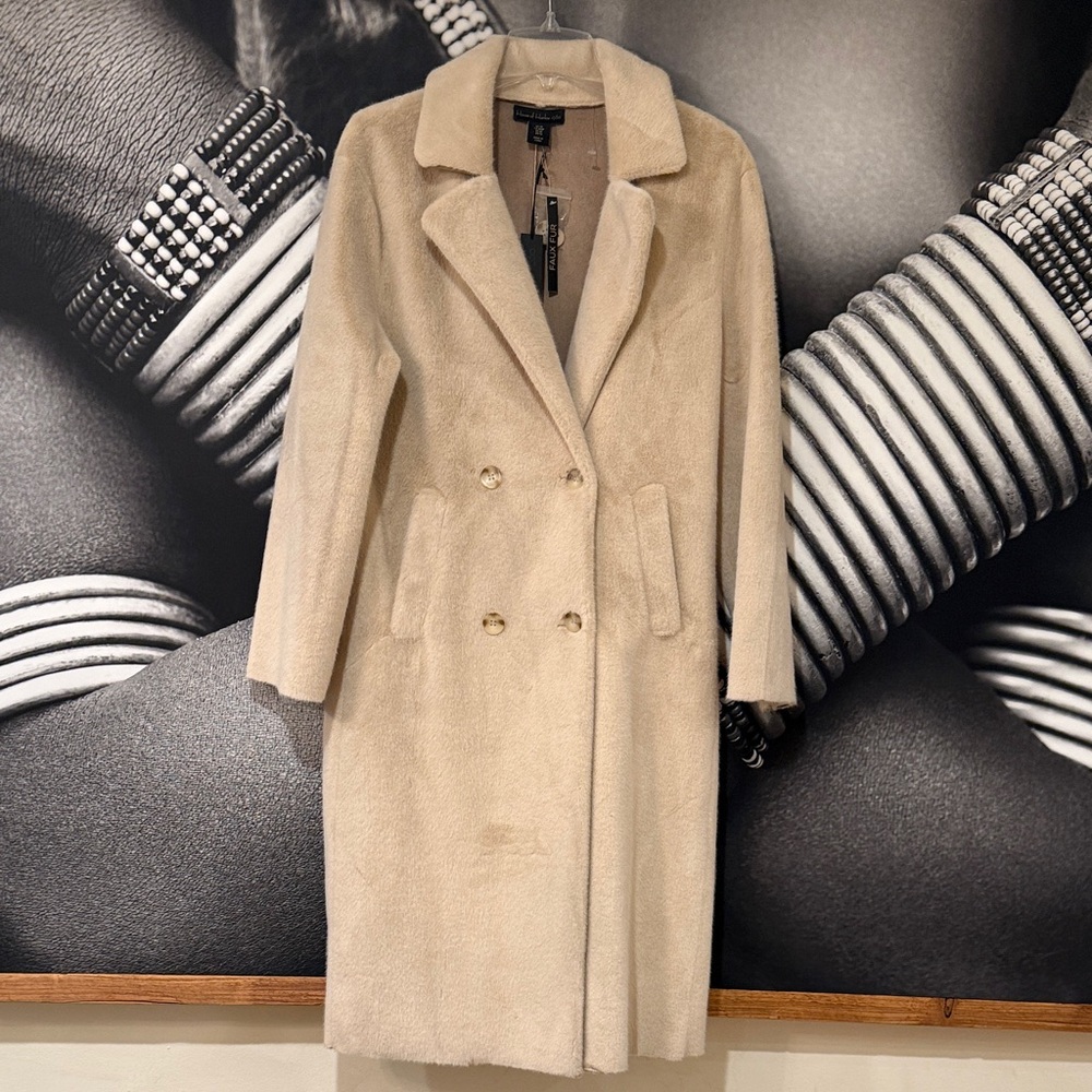House of Harlow Faux Fur Cream Teddy Coat Size Medium